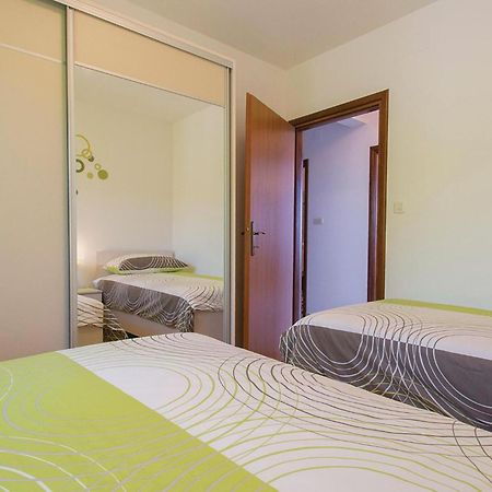 Amazing Apartment In Labin With House Sea View מראה חיצוני תמונה