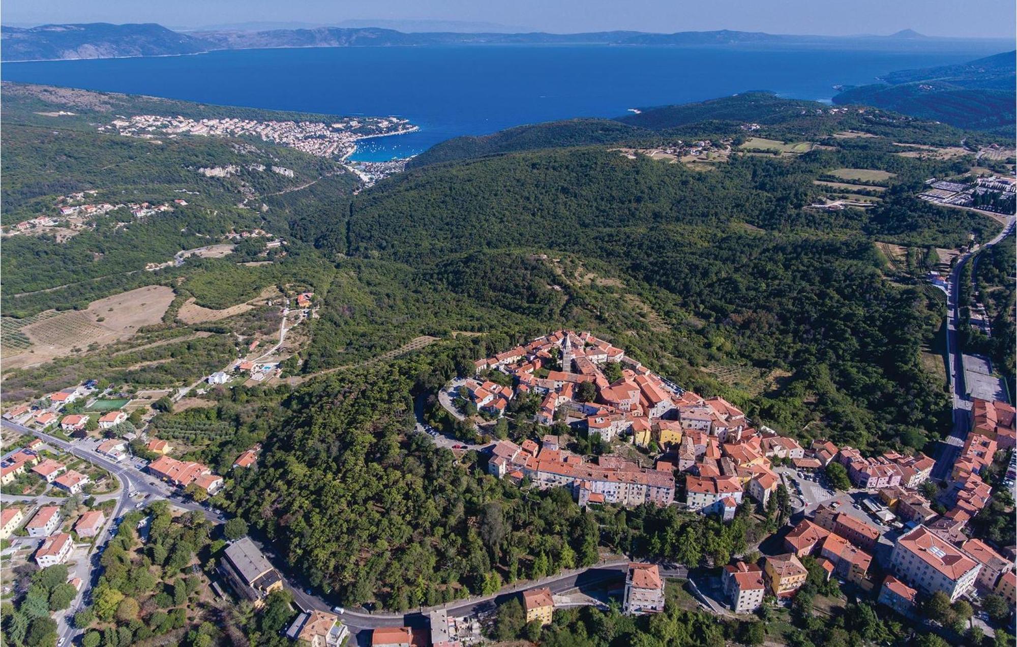 Amazing Apartment In Labin With House Sea View מראה חיצוני תמונה