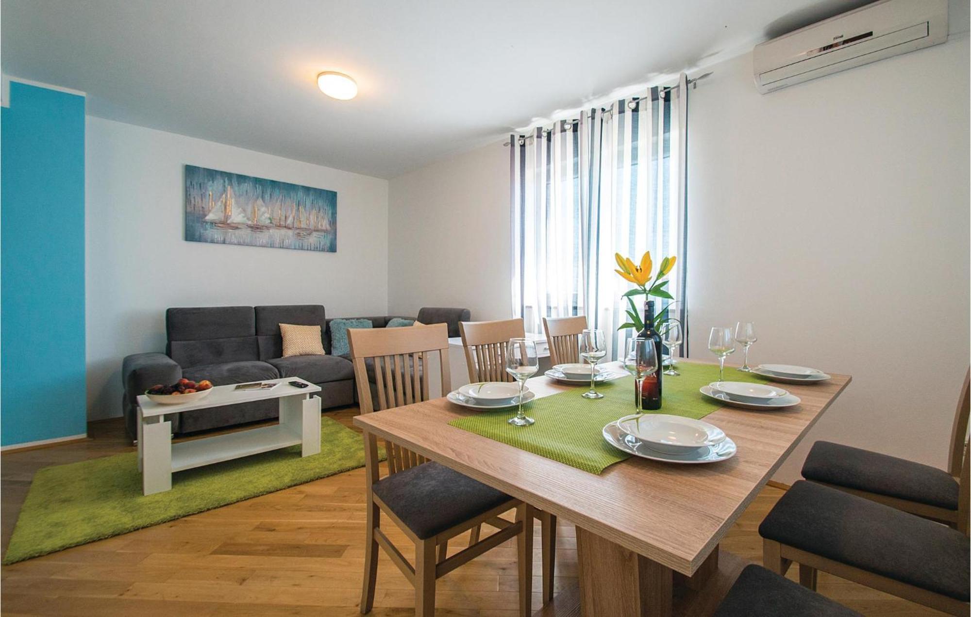 Amazing Apartment In Labin With House Sea View מראה חיצוני תמונה