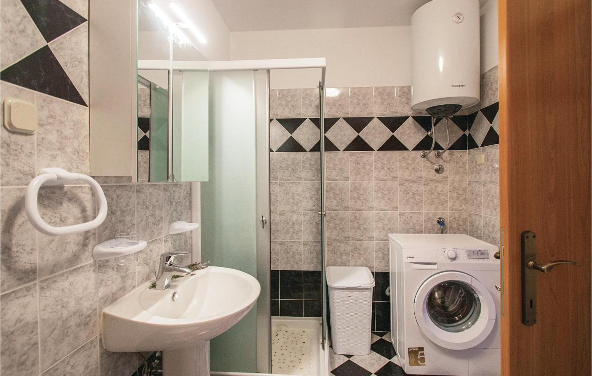 Amazing Apartment In Labin With House Sea View מראה חיצוני תמונה