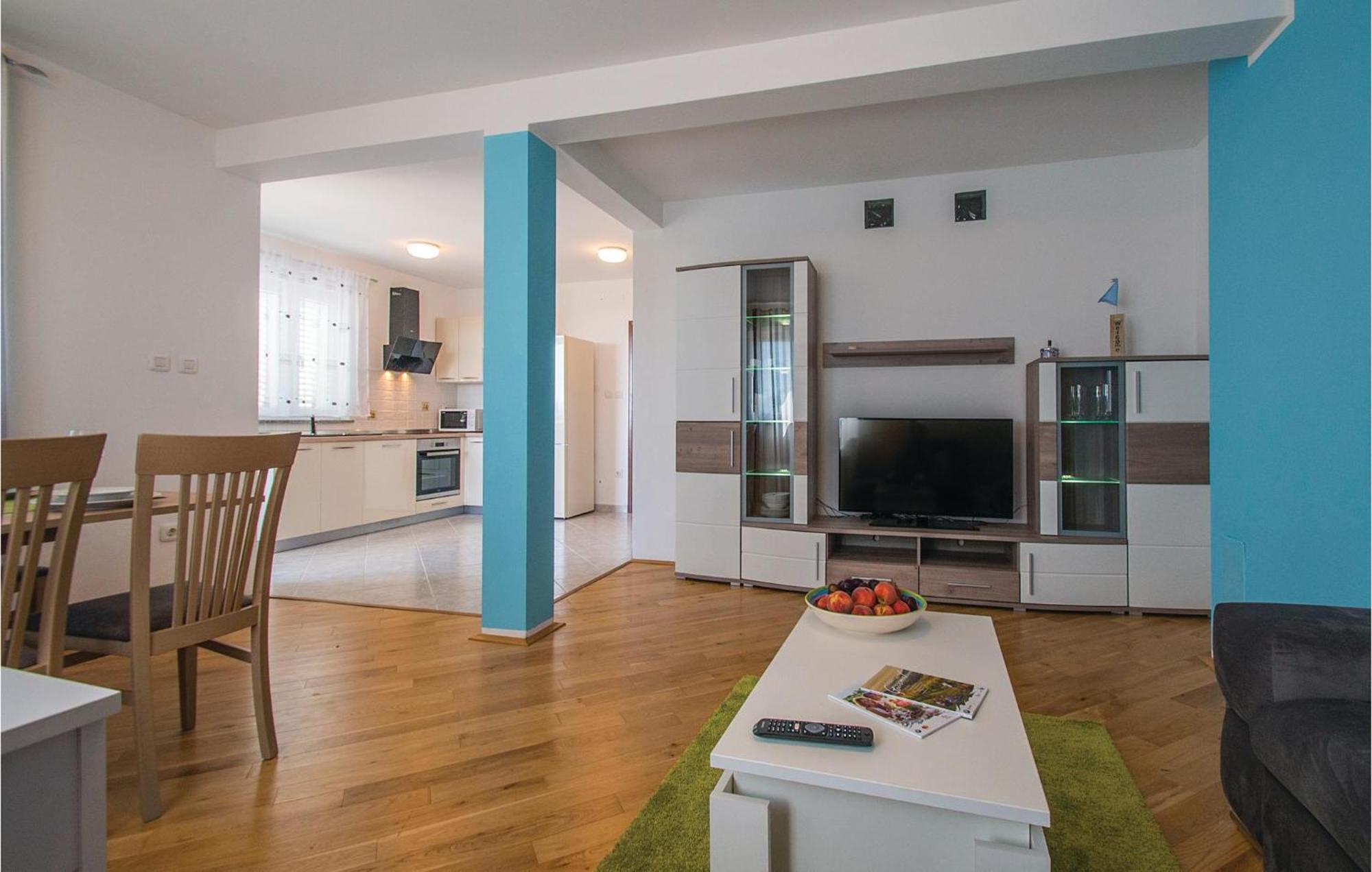 Amazing Apartment In Labin With House Sea View מראה חיצוני תמונה